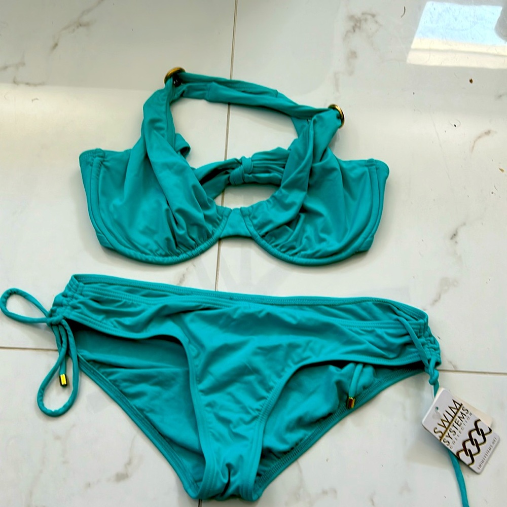 Beautiful teal bikini bottom NWT, top no tags but never worn